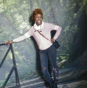 Meet your Posher, Stephanie